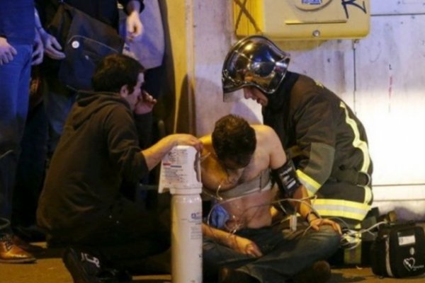 Atacuri teroriste în Franța - peste 128 de morți