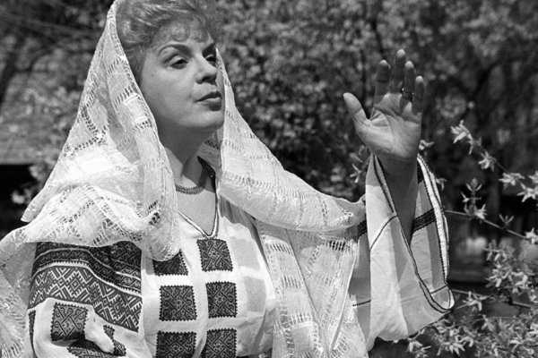 A murit Ionela Prodan!