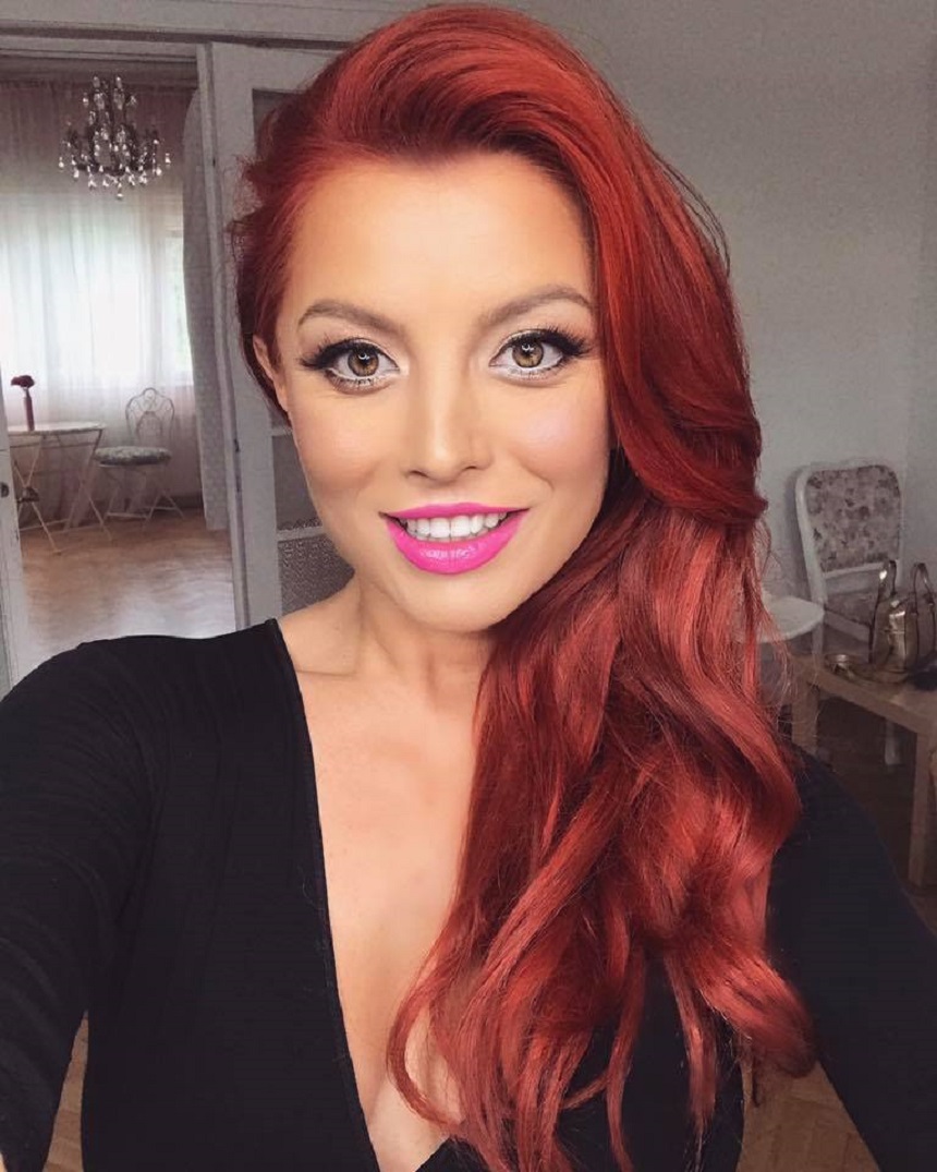 Cuantos pollazos le dabas a ELENA la super reina del pop rumano?