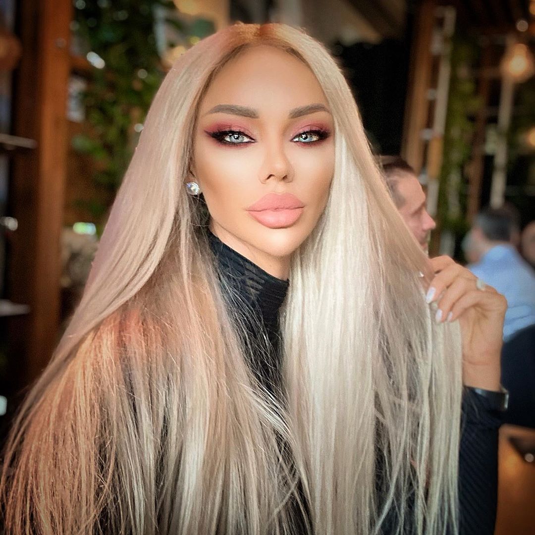 FOTO / Mai ții minte cum arăta Bianca Drăgușanu acum 4 ani ...