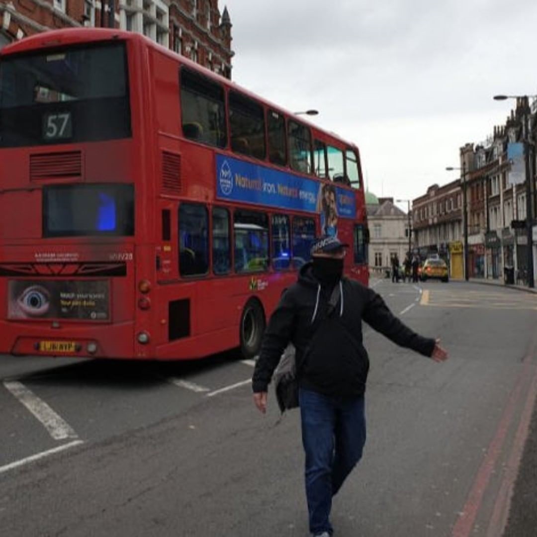 Atac Terorist La Londra Mai Mulți Oameni Au Fost Injunghiați In Plină Stradă